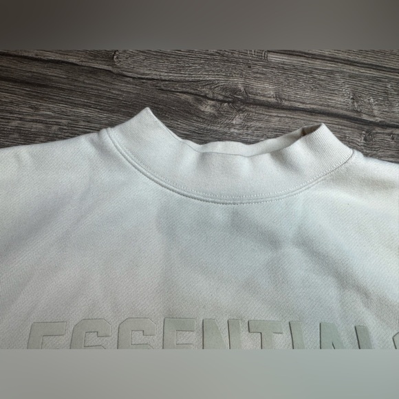 Essentials Cream Tank Top for Effortless Style - Picture 5 of 7